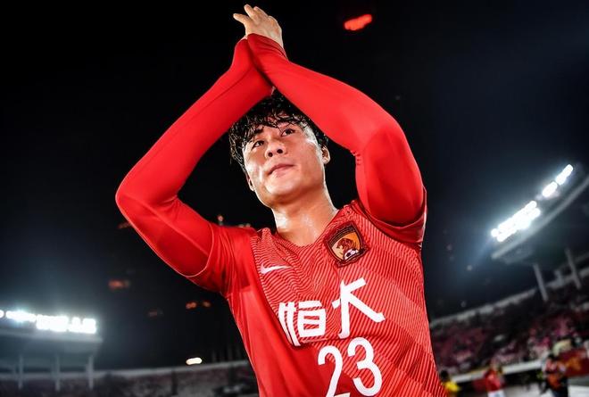 战有两位主力外援可能被送走引发热议PG麻将胡了武汉三镇踢完中超收官